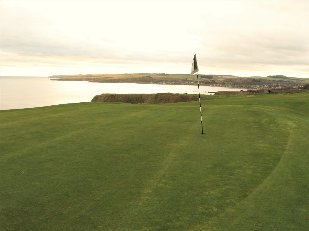 3rd green at Stonehave looking south towards the town.